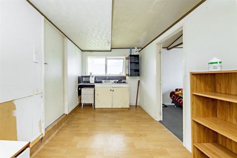 Photo of property in 3 Pushon Place, Clendon Park, Auckland, 2103