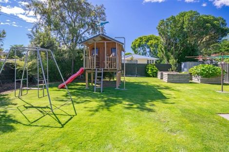 Photo of property in 33 Holdaway Street, Riversdale, Blenheim, 7201