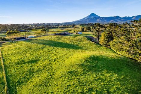 Photo of property in 1202 Frankley Road, Hurworth, New Plymouth, 4371