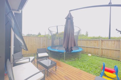 Photo of property in 12 Taiaha Street, Papakura, 2110