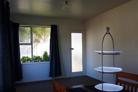 Photo of property in 2/18 Harwood Road, Mount Wellington, Auckland, 1060