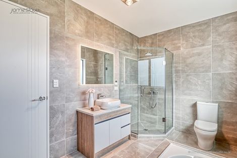 Photo of property in 7 Taimana Place, Greenhithe, Auckland, 0632