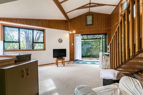 Photo of property in 8 Tetley Road, Surfdale, Waiheke Island, 1081