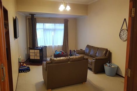 Photo of property in 8 Russell Street, Otane, 4202