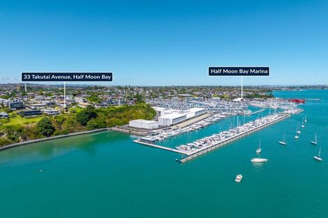 Photo of property in 33 Takutai Avenue, Half Moon Bay, Auckland, 2012