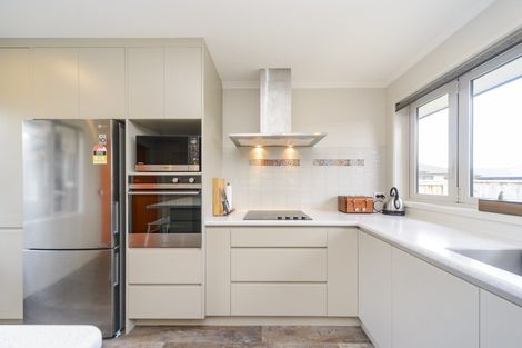 Photo of property in 14 Oak Crescent, Ashhurst, 4810