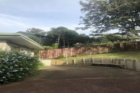 Photo of property in 2/7 Malters Place, Browns Bay, Auckland, 0630