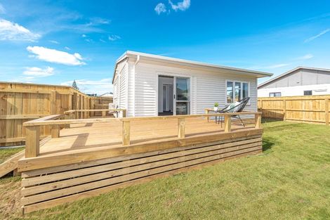 Photo of property in 74b Cornfoot Street, Castlecliff, Whanganui, 4501