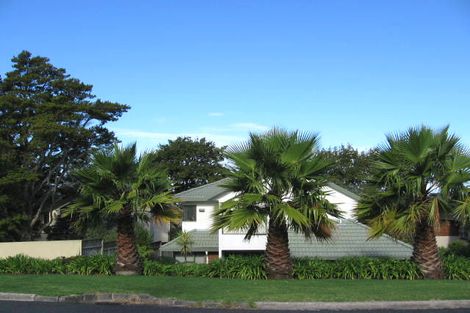 Photo of property in 101 Hebron Road, Waiake, Auckland, 0630
