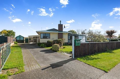 Photo of property in 32 Browning Crescent, Owhata, Rotorua, 3010