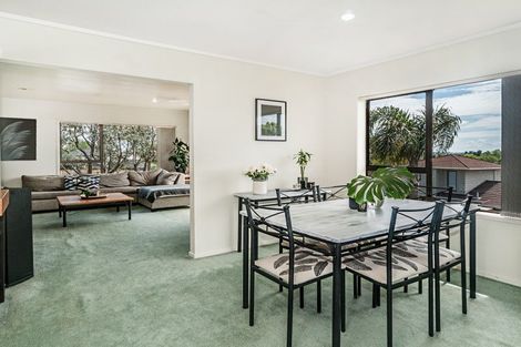 Photo of property in 10 Marendellas Drive, Bucklands Beach, Auckland, 2014