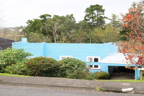 Photo of property in 31 Cockle Bay Road, Cockle Bay, Auckland, 2014