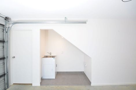 Photo of property in 26a Hutchinsons Road, Bucklands Beach, Auckland, 2014