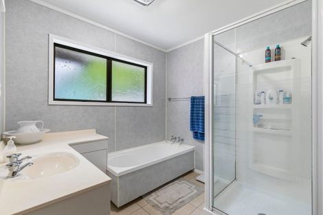 Photo of property in 95 Cherrington Road, Clevedon, Papakura, 2582