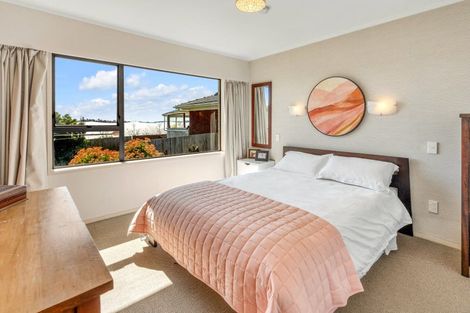 Photo of property in 7 Sunnyview Avenue, Shelly Park, Auckland, 2014