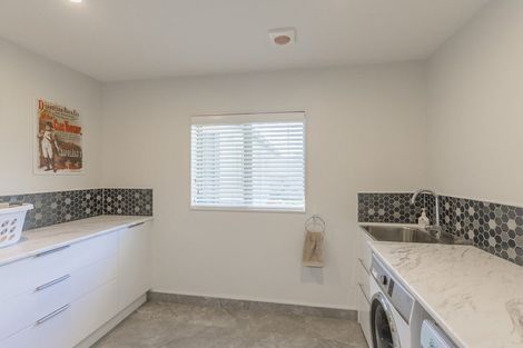 Photo of property in 13 Morepork Drive, Waikanae, 5036