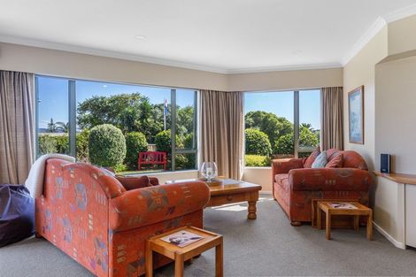 Photo of property in 11 Webber Street, Paraparaumu Beach, Paraparaumu, 5032