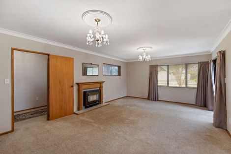 Photo of property in 5 Wanganui Road, Marton, 4710