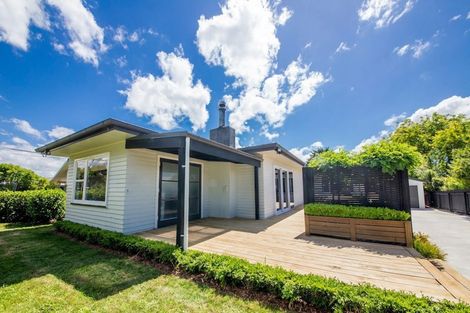 Photo of property in 64 Middle Road, Havelock North, 4130
