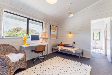 Photo of property in 115 Sims Road, Te Horo Beach, Otaki, 5581