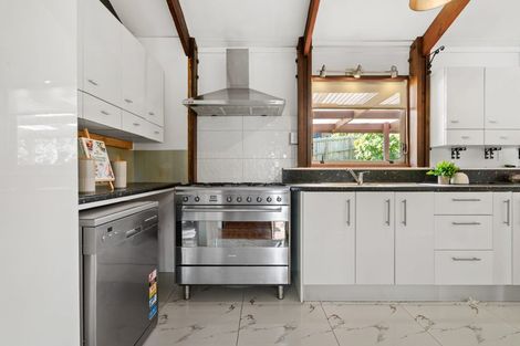 Photo of property in 26 Eugenia Rise, Totara Heights, Auckland, 2105