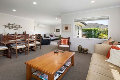 Photo of property in 15 Maniaroa Drive, Katikati, 3129