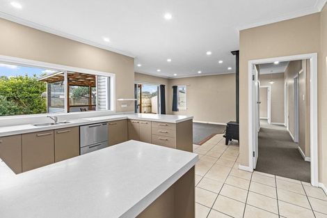 Photo of property in 38 Doone Street, Lynmouth, New Plymouth, 4310