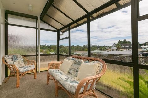 Photo of property in 45 Cumberland Street, Merrilands, New Plymouth, 4312