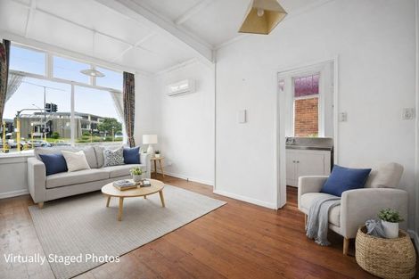 Photo of property in 532 Evans Bay Parade, Hataitai, Wellington, 6021