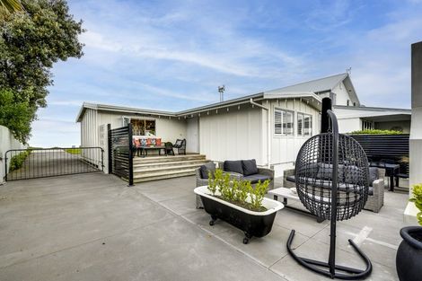 Photo of property in 123 North Shore Road, Eskdale, Napier, 4182