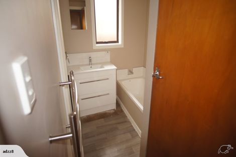 Photo of property in 27 Appleby Crescent, Burnside, Christchurch, 8053