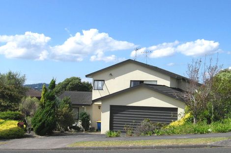Photo of property in 13 Matisse Drive, West Harbour, Auckland, 0618