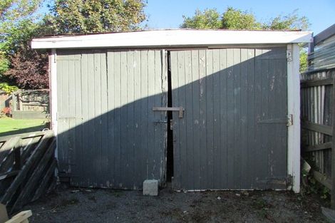 Photo of property in 100 Shakespeare Road, Waltham, Christchurch, 8023