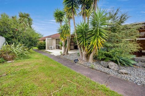 Photo of property in 130a Bruce Mclaren Road, Henderson, Auckland, 0612