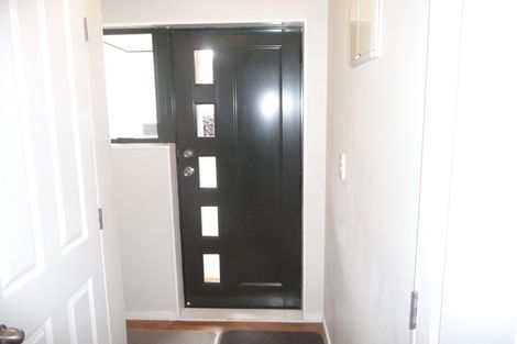 Photo of property in 1/17 Pegler Drive, Howick, Auckland, 2014