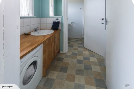 Photo of property in 179 Lakeview Terrace, Lake Hawea, Wanaka, 9382