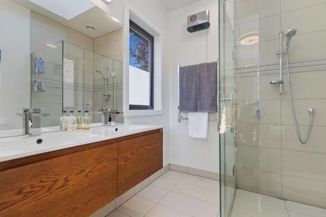 Photo of property in 4 Caithness Court, Jacks Point, Queenstown, 9371