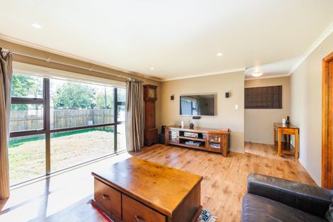 Photo of property in 11 Racecourse Road, Awapuni, Palmerston North, 4412