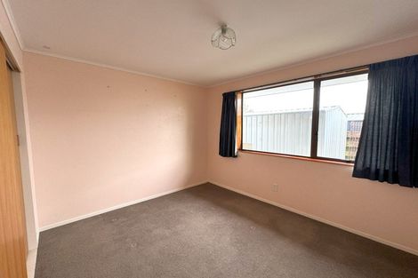 Photo of property in 100 Maxwells Line, Awapuni, Palmerston North, 4412