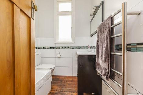 Photo of property in 22 Ponsonby Road, Karori, Wellington, 6012