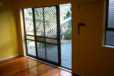 Photo of property in 24 Colenso Avenue, Hospital Hill, Napier, 4110
