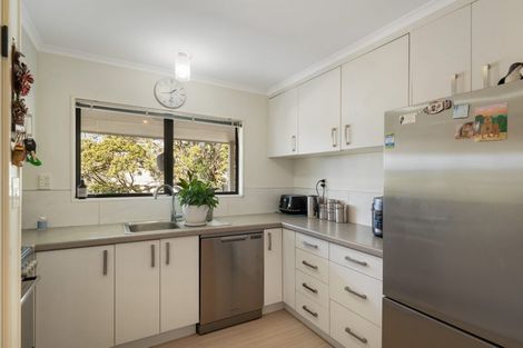Photo of property in 11 Pohutukawa Drive, Athenree, Katikati, 3177