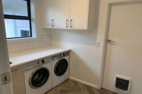 Photo of property in 2/57a Glandovey Road, Fendalton, Christchurch, 8052