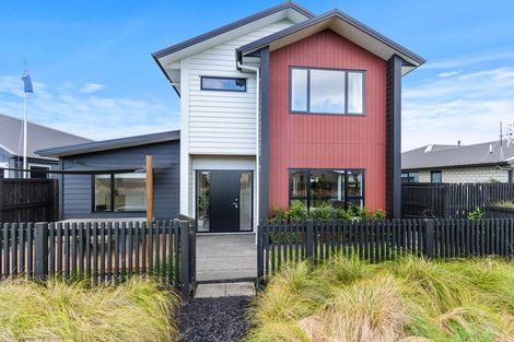 Photo of property in 14 Wyrall Way, Chartwell, Hamilton, 3210