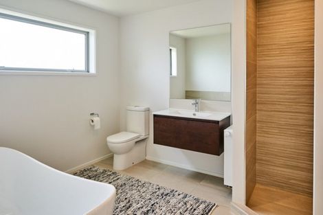 Photo of property in 14 Sue Dow Lane, Aotea, Porirua, 5024