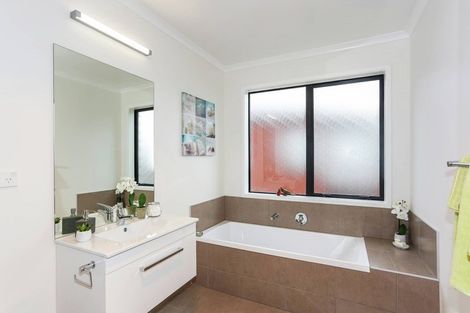 Photo of property in 3 Fermi Lane, Papakura, 2110