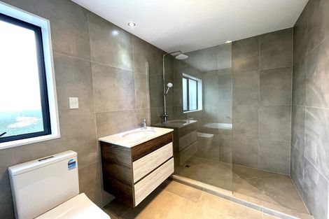 Photo of property in 248a Whitney Street, Blockhouse Bay, Auckland, 0600