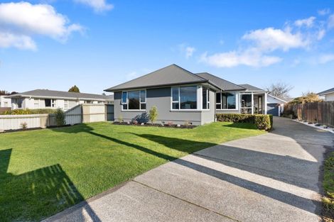 Photo of property in 42 Neill Street, Hornby, Christchurch, 8042