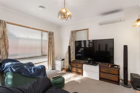 Photo of property in 8 Grants Road, Papanui, Christchurch, 8053