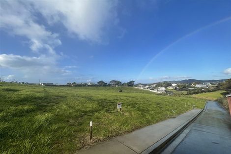 Photo of property in 5 Galaxy Lane, Langs Beach, 0582